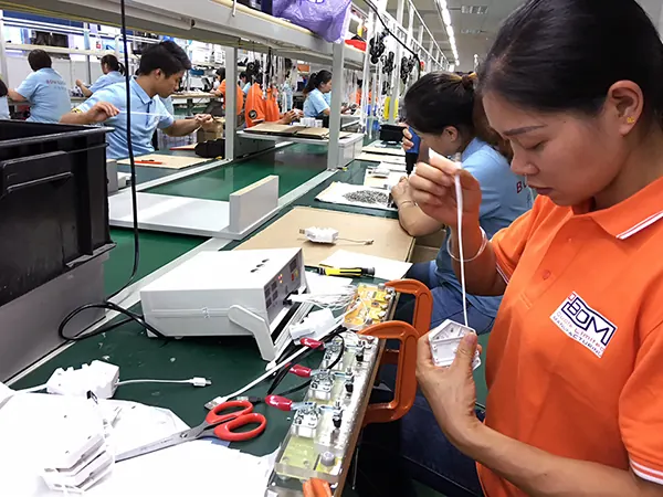 Assembly and inspection on the production line