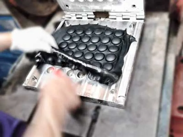 Compression molding: Silicone rubber