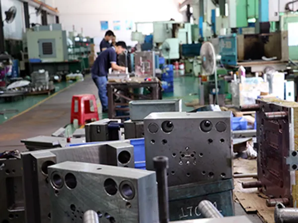 Injection tooling: Tooling workshop