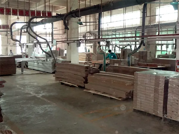 Woodshop: FSC-certified material